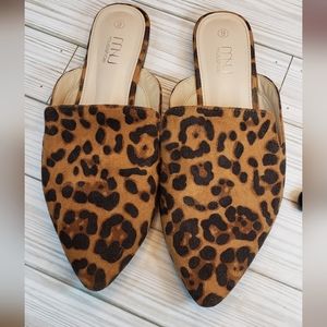 Musshoe Animal Print Mules size 9 (sc111)